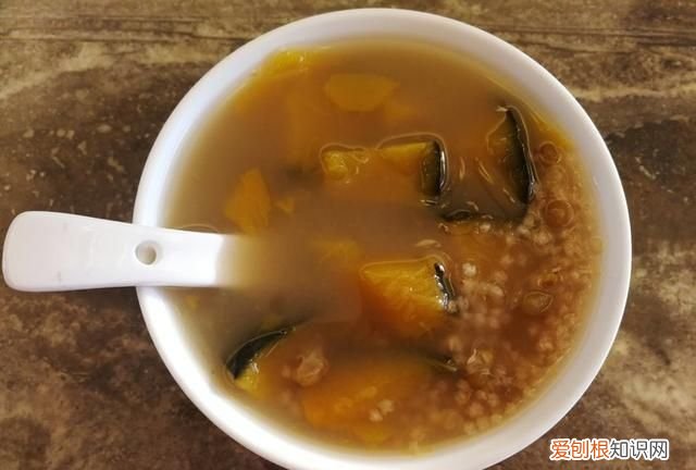 小米南瓜粥的配比,绿豆粥小米南瓜粥八宝粥黑米粥的做法和配料