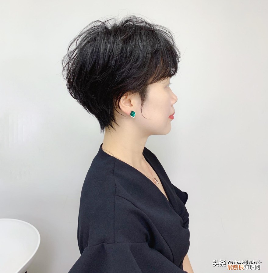 今年流行减龄短发烫发型30款 短卷发造型