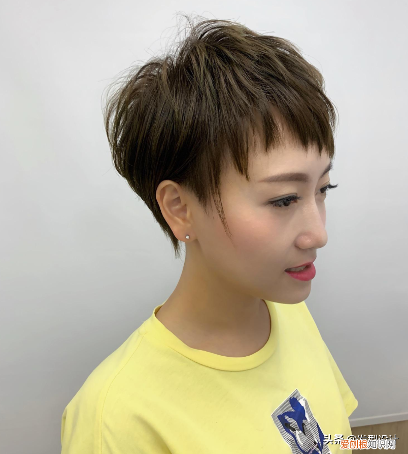 今年流行减龄短发烫发型30款 短卷发造型