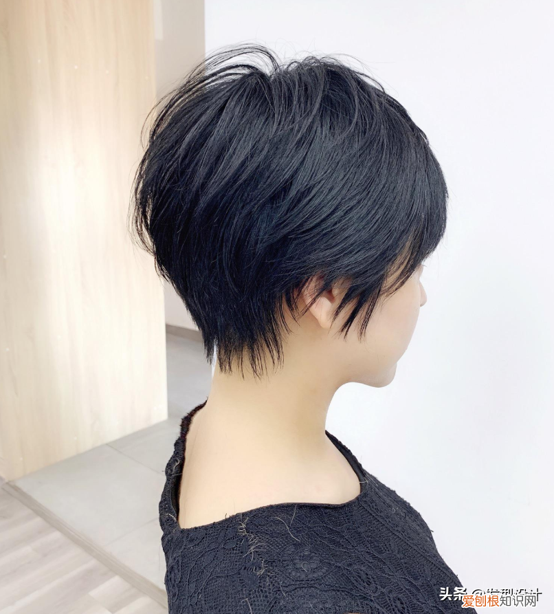 今年流行减龄短发烫发型30款 短卷发造型