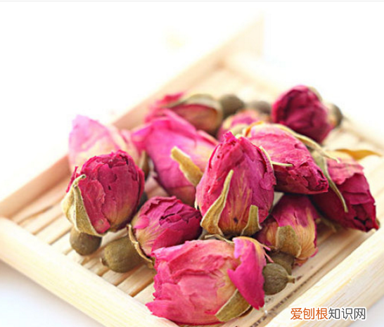 冬季手脚冰凉的原因及对策 冬天手脚冰凉是怎么回事