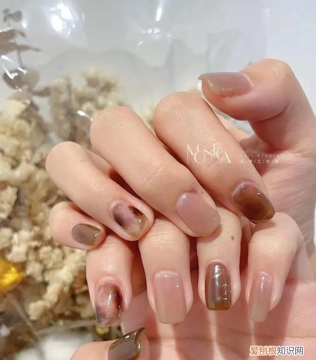 新360行｜佛系美甲师：拒绝内卷，在喜欢的地方做喜欢的事