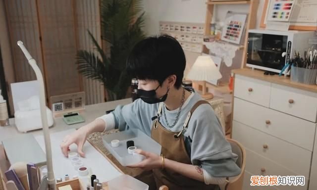 新360行｜佛系美甲师：拒绝内卷，在喜欢的地方做喜欢的事