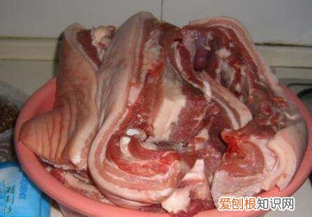 腌肉之前肉要不要洗一下,腌肉在晒之前为啥要用热水洗