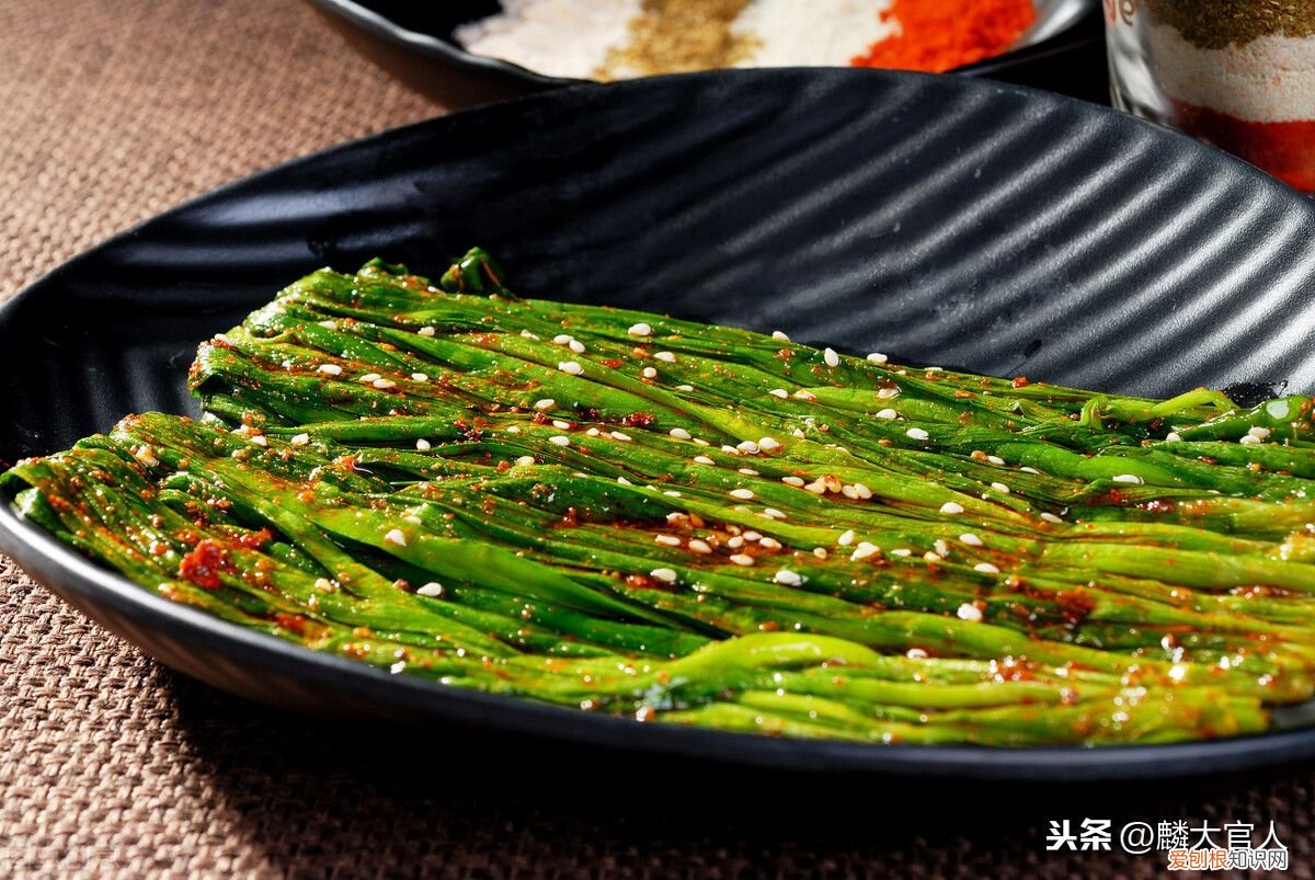 韭黄”和“韭菜”有啥区别 韭黄是什么东西