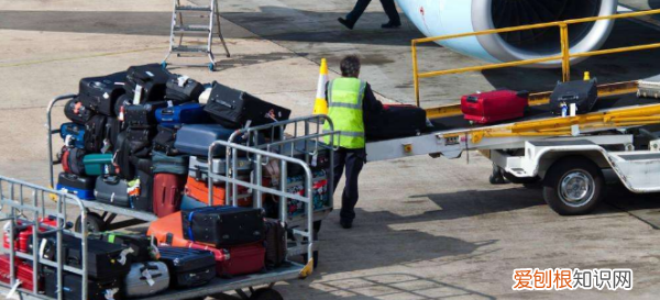 20寸行李箱会称重吗,登机前随身携带行李会被称重