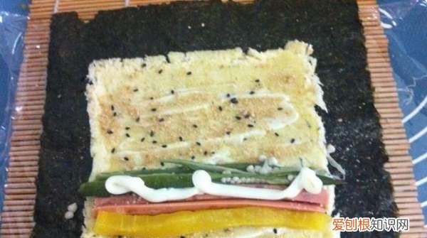 面包片怎么吃好吃,面包片夹什么好吃