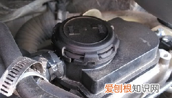 废气阀坏了机油盖吸力很大