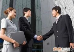 说话时学会正确地称呼对方 讲话中的称呼语