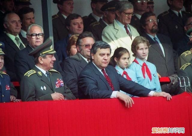 成立联合国时为何总部会设在美国? 联合国总部设在