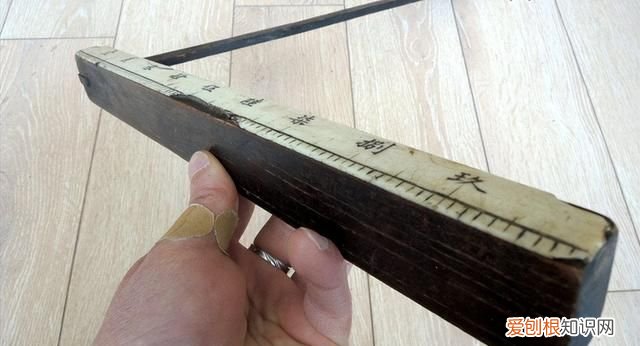 老木匠手艺人做玩具教学 农村老木匠手艺人