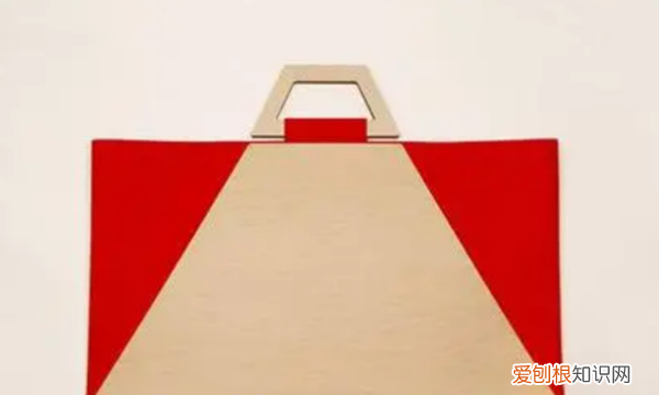 用纸怎么折公主包包，手工折纸制作简单又漂亮