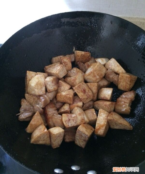 日式烧芋头的做法，红烧芋头的家常做法简单