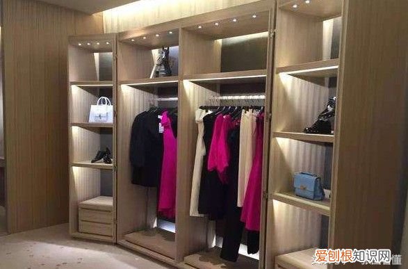 服装店导购卖衣服的经典销售技巧和话术! 卖服装的语言技巧