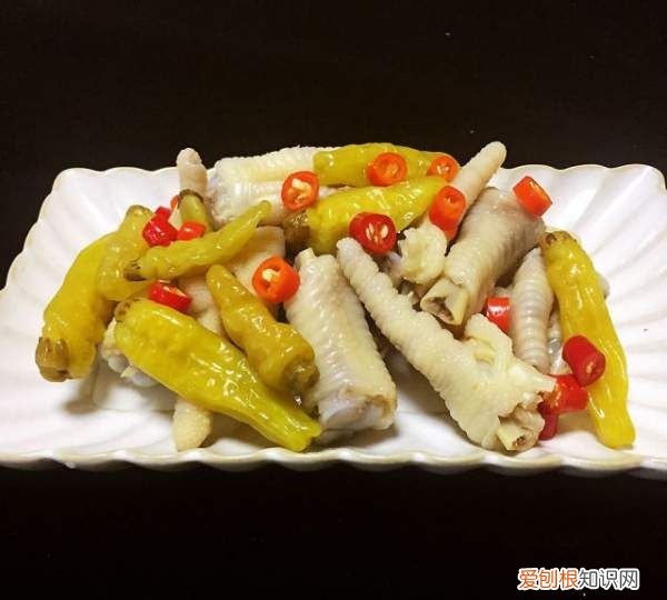 泡椒鸡爪正宗制作方法，泡椒鸡爪怎么做好吃又简单