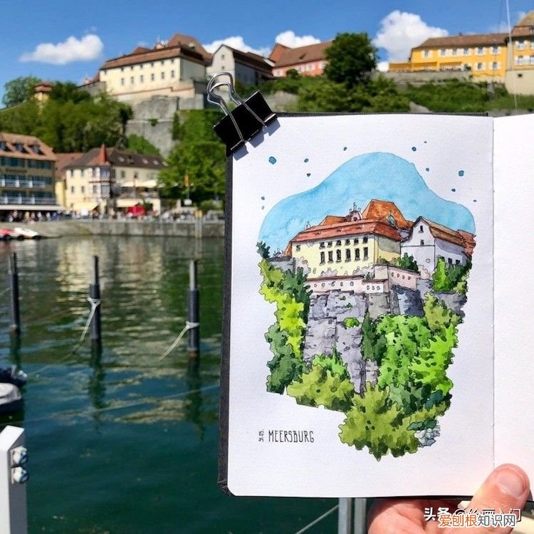 速写本上的钢笔淡彩欧洲风情建筑 钢笔建筑速写