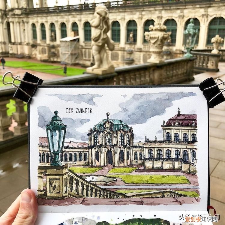 速写本上的钢笔淡彩欧洲风情建筑 钢笔建筑速写