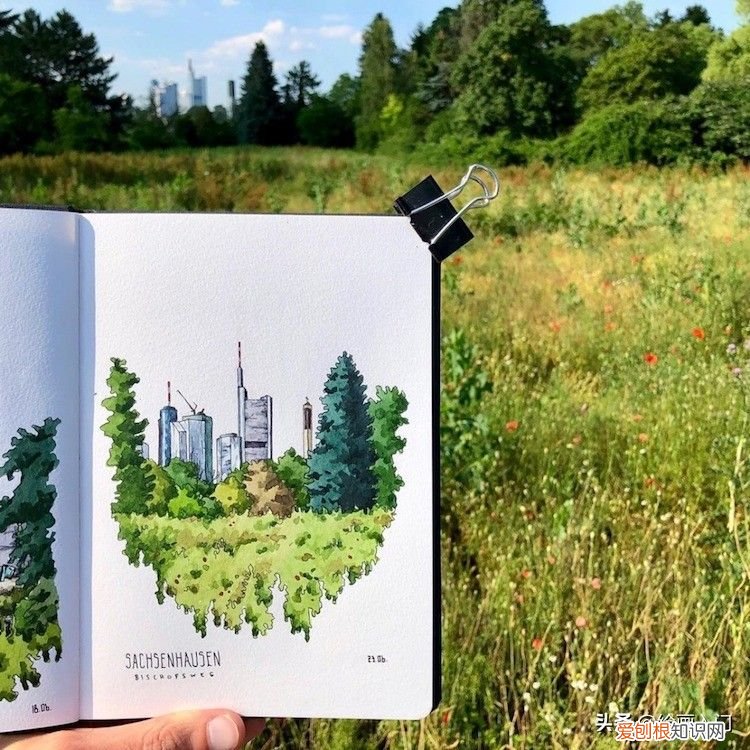 速写本上的钢笔淡彩欧洲风情建筑 钢笔建筑速写