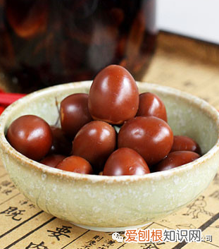 醋泡鸡蛋 健康美味又安心 醋泡熟鸡蛋