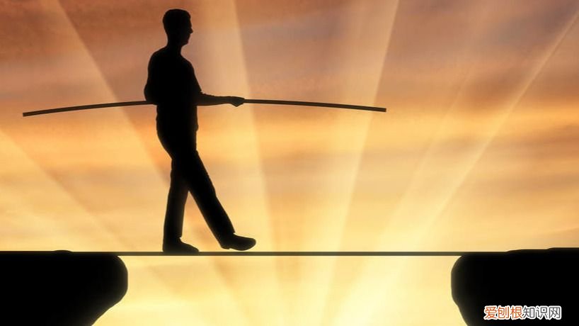 从西门与佩罗的故事 西门与佩罗