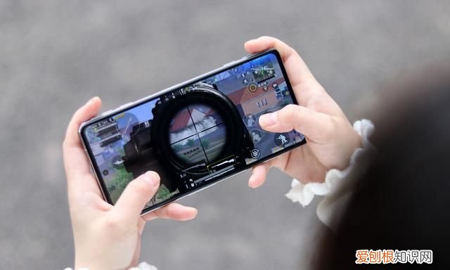 手机内存8+256和12+256怎么选