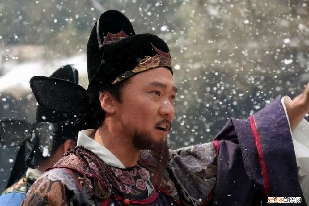 为什么海瑞坚持要做清官 清官海瑞