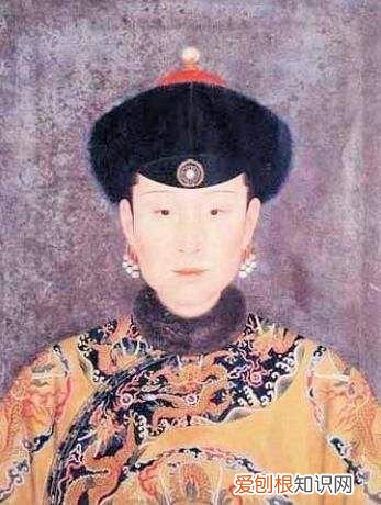 美人无泪董鄂妃 历史人物董鄂妃的介绍和事迹