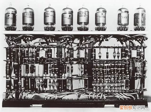 计算机是如何诞生的 第一台计算机诞生于