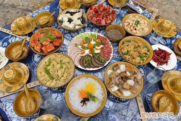 白族传统习俗 白族的风俗习惯