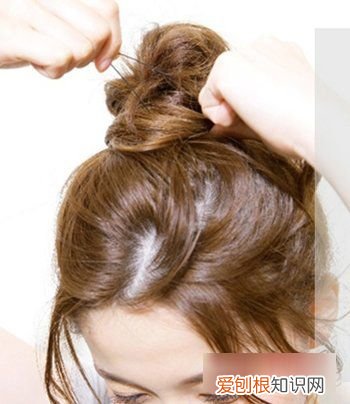 3款夏季中长发发型盘发图解！ 夏季发型中长发扎法