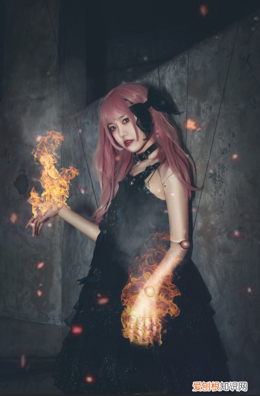 照片怎么合成在一起？ 怎样合成照片