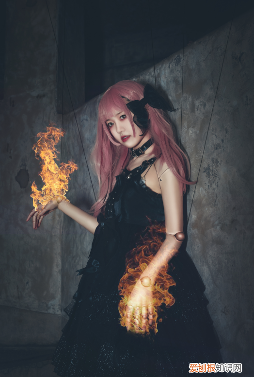 照片怎么合成在一起？ 怎样合成照片