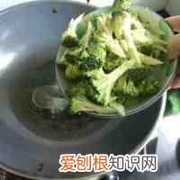 素炒西兰花的做法步骤 西兰花怎么炒才好吃