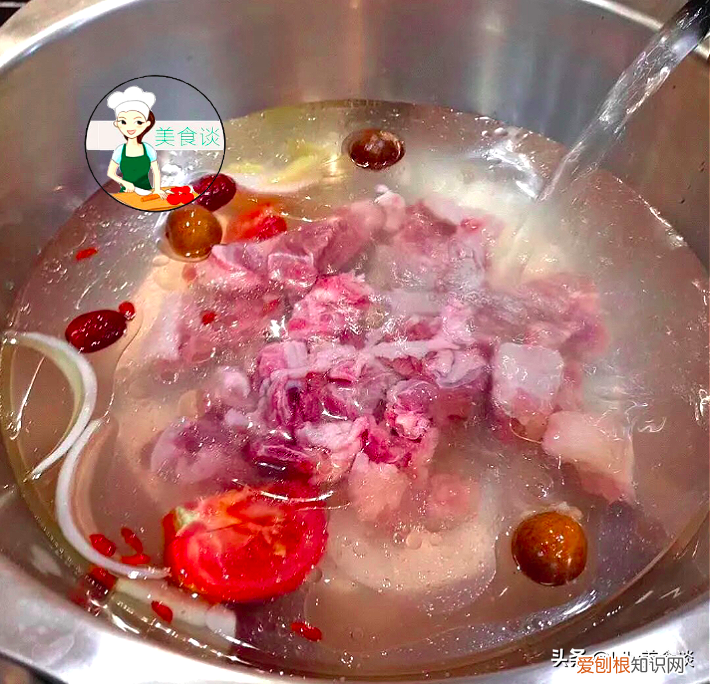 炖羊肉汤时，切记别放“2种料” 炖羊肉最忌讳两种佐料