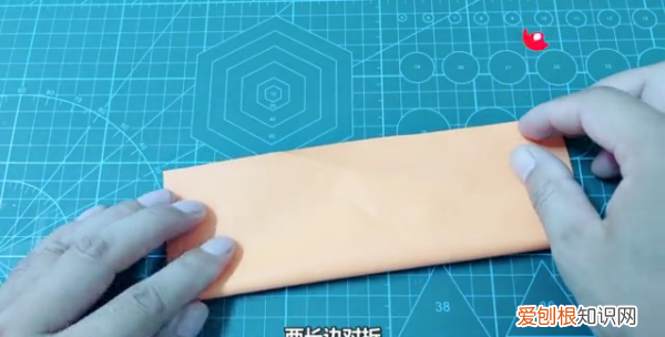 折纸飞机的教程,最简单的折纸飞机的方法