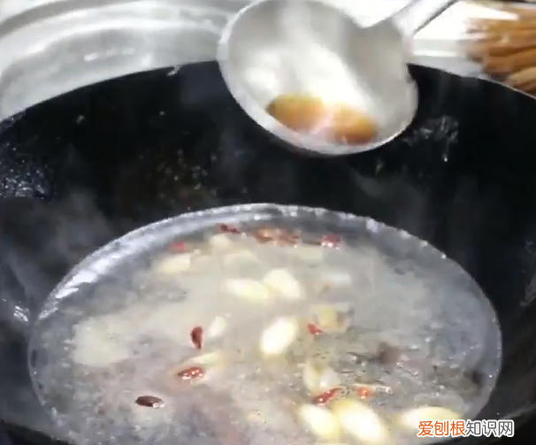 教你红烧狮子头经典做法 红烧狮子头的做法视频