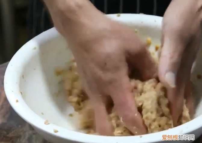 教你红烧狮子头经典做法 红烧狮子头的做法视频