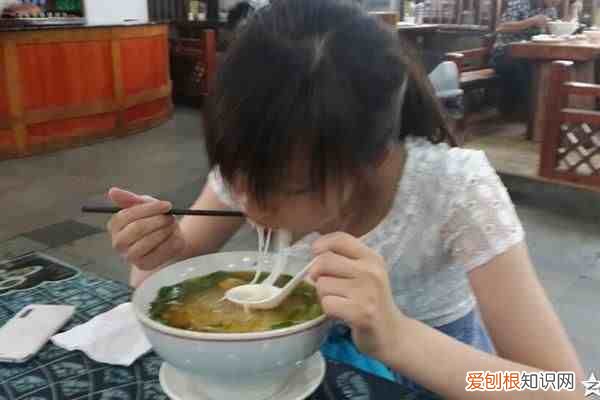 尿毒症是怎么来的有哪些原因 尿毒症是怎么引起的