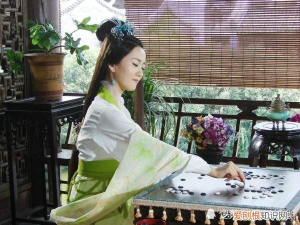 李贺最恐怖的一首诗是哪个？胆子不够肥的，轻易不要去读
