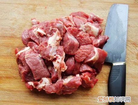否则等于毁了一锅肉,看你放了没 炖牛肉最忌讳两种佐料