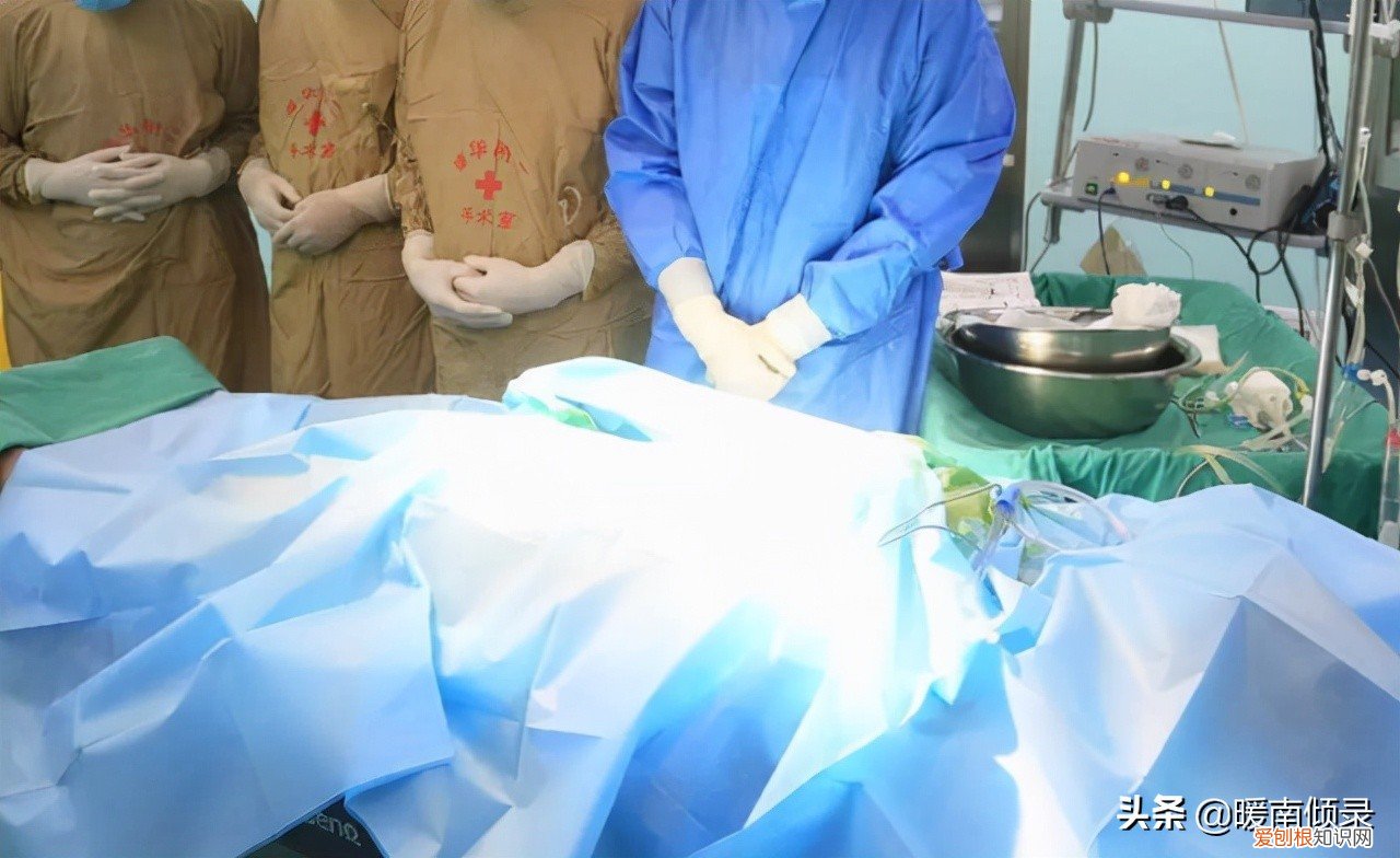 殡仪馆告诉你真相 为什么不能摸死人的手