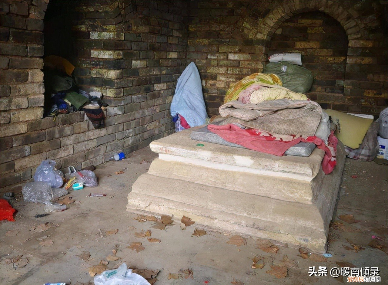殡仪馆告诉你真相 为什么不能摸死人的手