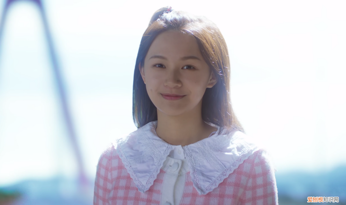 开端为什么会陷入循环？片尾其实暗示了“循环”的由来