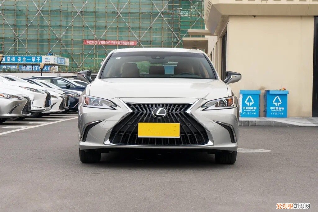 售价29.49万，耐用又保值 雷克萨斯es200新款价格和图片