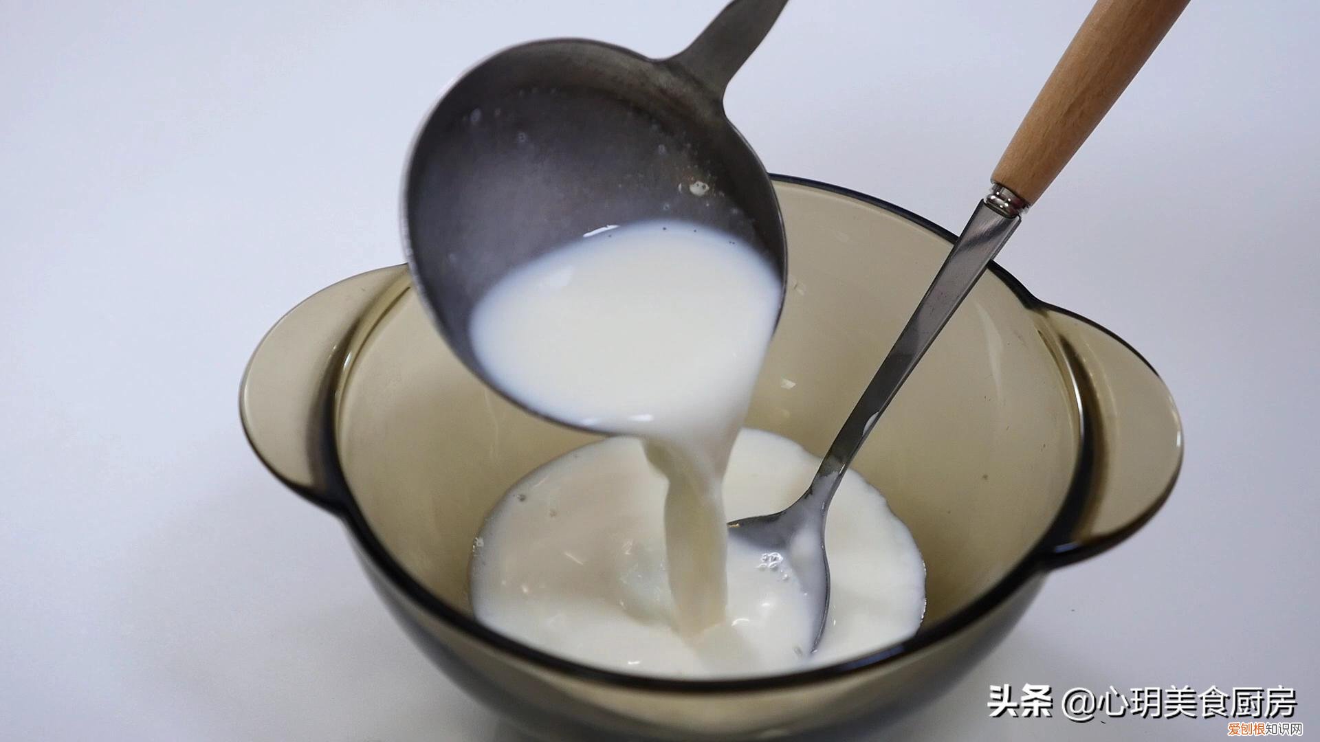 酸奶机怎么做酸奶？自制酸奶这么简单，只需要3个步骤