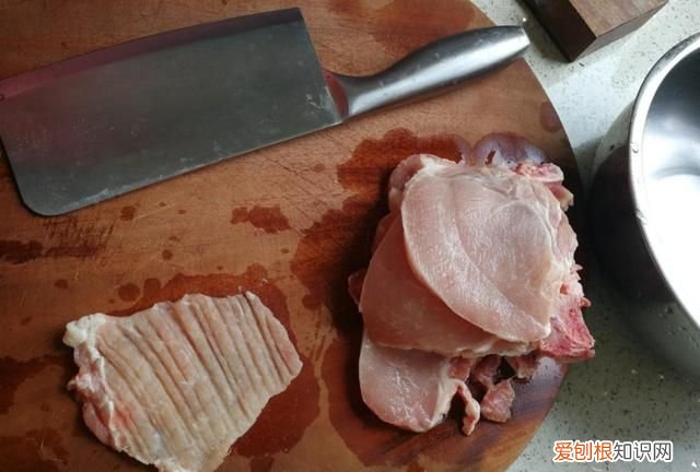 大排用面粉炸好了接下来怎么做 炸大排怎么做嫩而好吃窍门