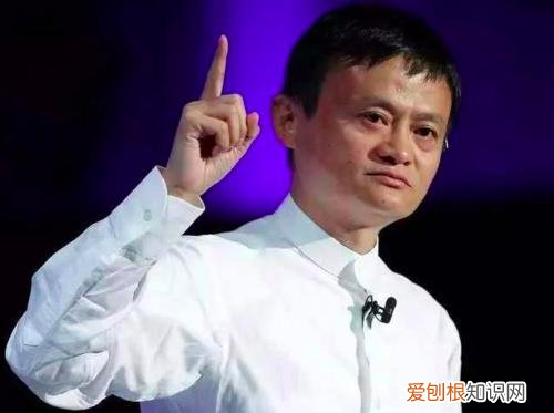 比尔盖茨对微软还有控制吗？比尔盖茨的个人资料及简介