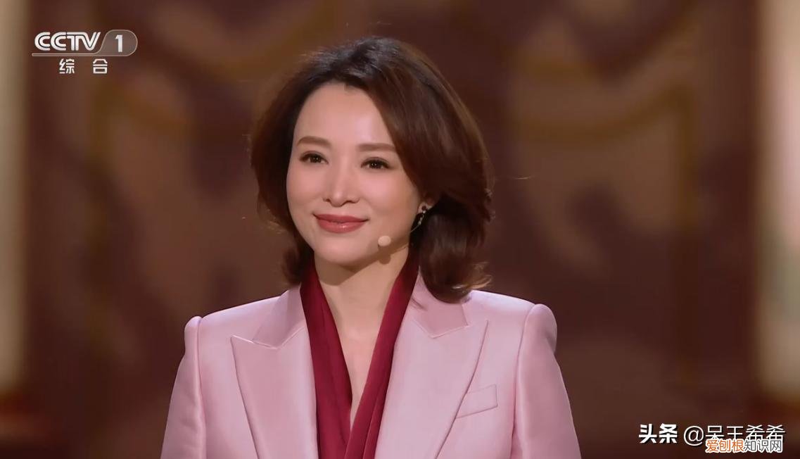 央视主持人董卿去哪了? 董卿为什么被央视解雇原因