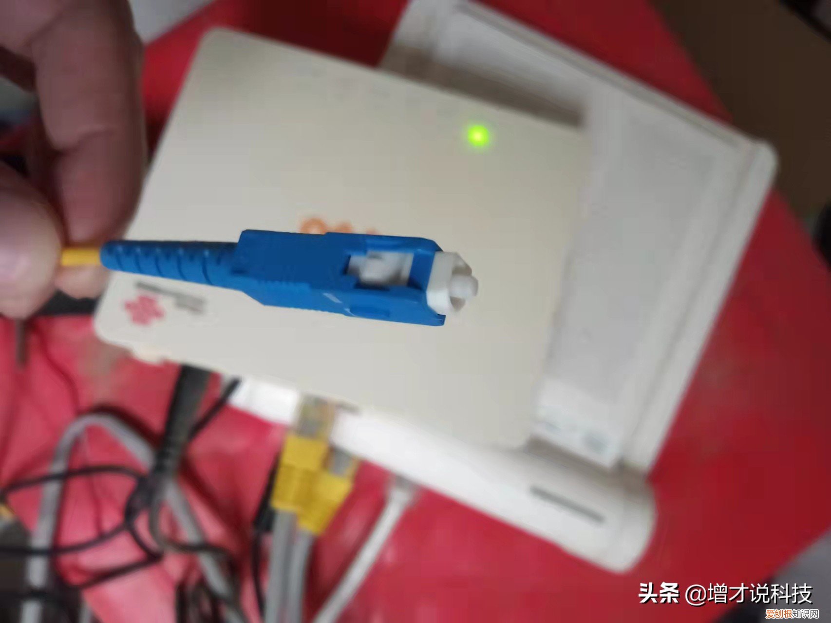 光猫los闪红灯是怎么回事？ los灯亮红灯闪烁