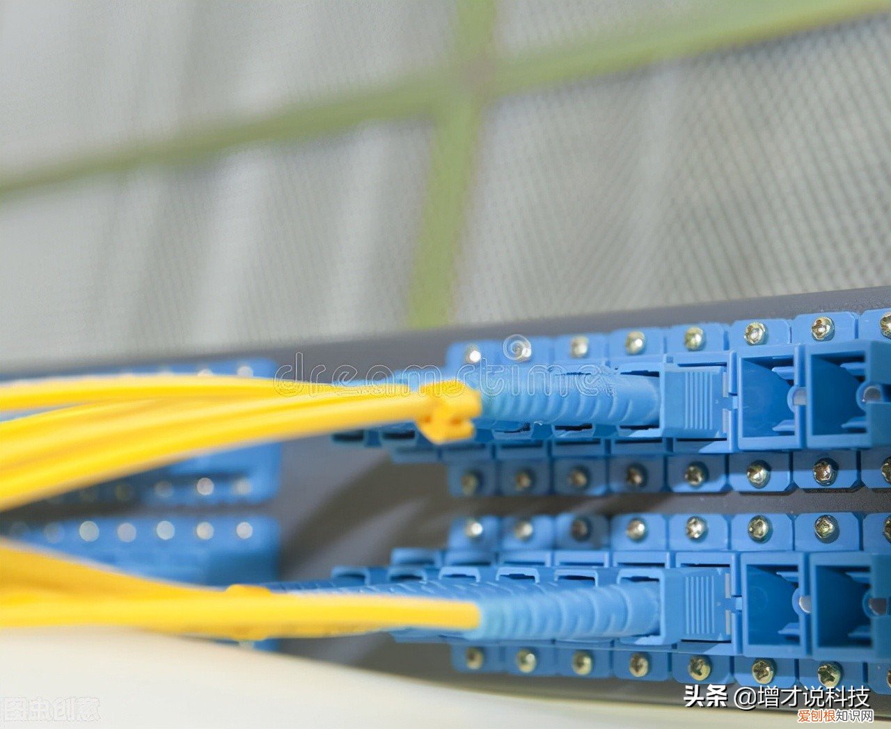 光猫los闪红灯是怎么回事？ los灯亮红灯闪烁